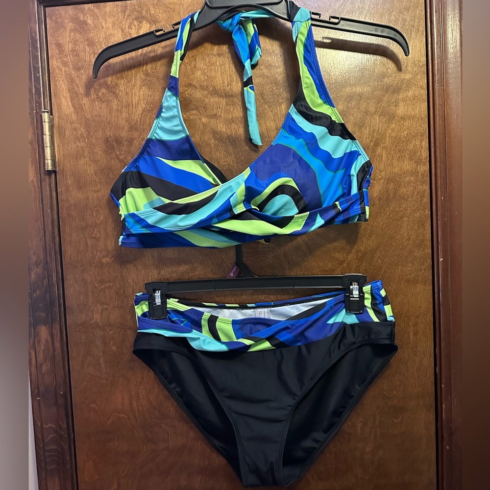 Two piece Women’s Bathing Suit XL/16